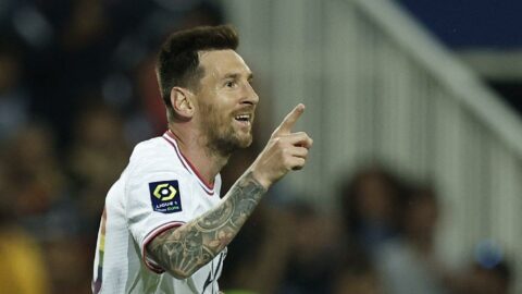 Lionel Messi hissedar olup takımının formasını giyecek