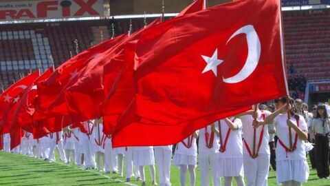 En güzel, anlamlı, resimli 19 Mayıs mesajları… 19 Mayıs Atatürk’ü Anma, Gençlik ve Spor Bayramı mesajları…