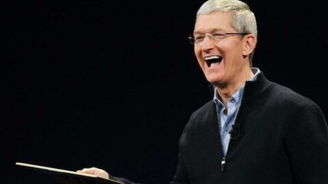 Apple CEO'su Tim Cook, çıkacak yeni cihazlar hakkında ipuçları verdi