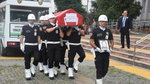 Giresun’da lunaparktaki kazada hayatını kaybeden komiser yardımcısı Sinem Gülşen Dilekçe için tören