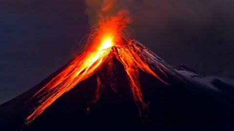 Bilim insanları volkanik patlama için alarm verdi
