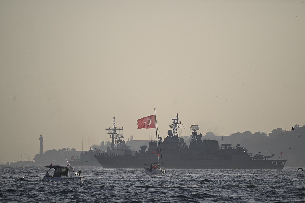 İstanbul Boğazı’nda Tarihi Anlar... - Resim : 4