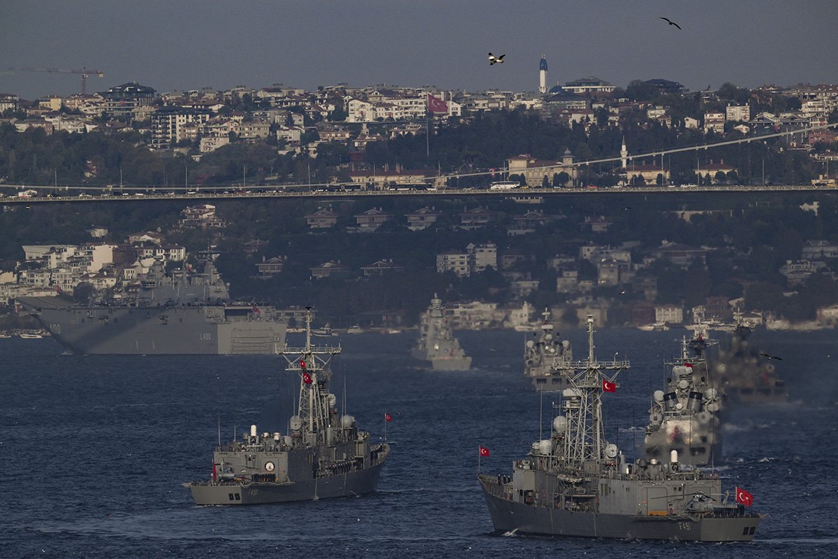 İstanbul Boğazı’nda Tarihi Anlar... - Resim : 13