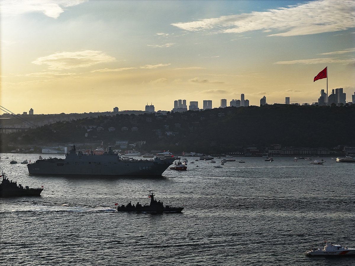İstanbul Boğazı’nda Tarihi Anlar... - Resim : 16