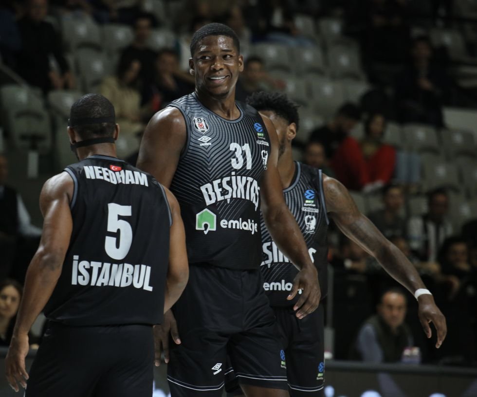 Beşiktaş, London Lions'a mağlup oldu